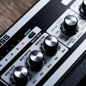 Boss DM-101 Delay Machine
